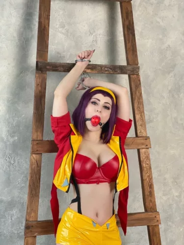 Faye Valentine Abduction (Roxolana Ridel)