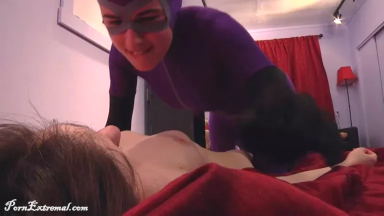 Batgirl VS Catwoman (PKF Studios)