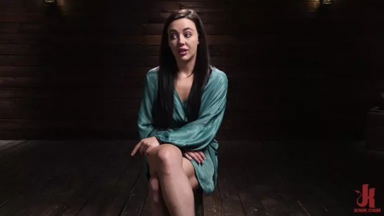 Whitney Wright: Tied, Tormented and Tamed (Hogtied)