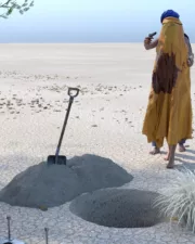Burried-Woman-006