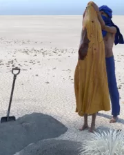 Burried-Woman-007