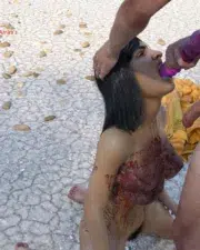 Burried-Woman-033